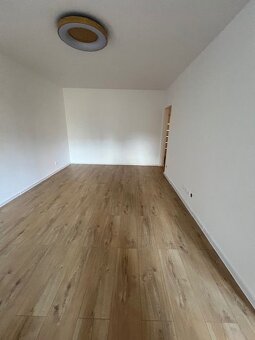 3 izb. byt, JURIGOVO NÁM, po rekonštrukcii - 11