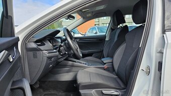 Škoda Octavia Combi 2.0 TDi AMBITION DSG - 11