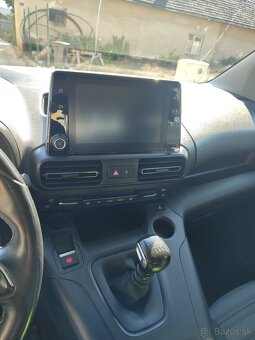 Opel Combo Life XL 1.2 7 miest biele - 11