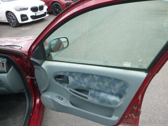 Renault megane 1,4i 1997 - 11