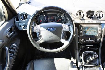 Ford Galaxy - 11