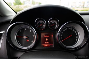 Opel Astra ST 2.0 CDTI Cosmo 121kW – TOP výbava, 1. majiteľ - 11