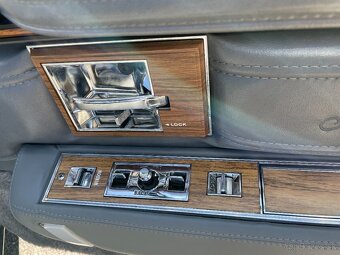 Cadillac Seville 1985 D6G4 - 11