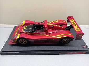 FERRARI 333 SP MOMO HOTWHEELS 1:18 č.2 - 11