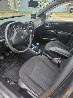 Peugeot 301 1.2 - 11