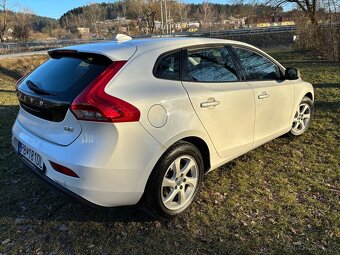 Volvo V40 D2 2.0L 120k Momentum 2017 - 11