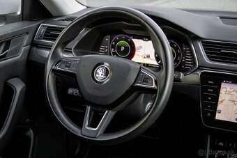 Škoda Superb 2.0 TDI 4x4 Style DSG - 11
