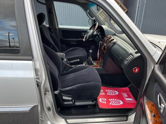 Hyundai Terracan 2.9 CRDi Elegance - 11