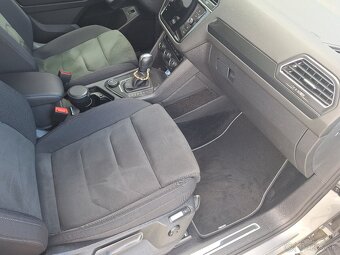 Volkswagen Tiguan - 11