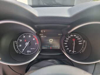 Alfa Romeo Stelvio  2.0 Turbo, 148 kW, kúpené ma SK - 11