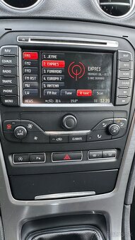 Ford Mondeo combi - 11
