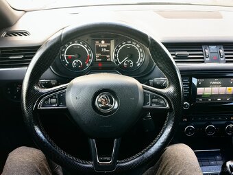Škoda octavia combi RS - 11