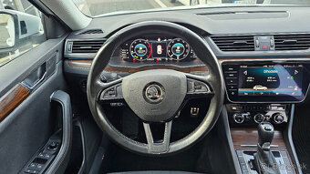 Škoda Superb Combi Scout 2.0 TDI 140kW 4x4 DSG 2020 190000km - 11