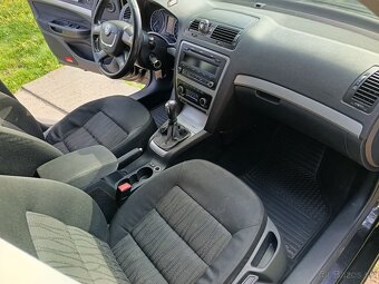 Predám Škoda Octavia 2 facelift 2.0tdi - 11
