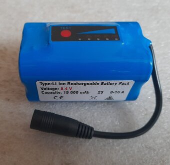 Zavažacia zakrmovacia lodka s GPS a farebným sonarom aj bez - 11