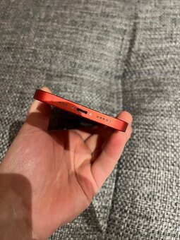 iPhone 12 red - Nová batéria - 11