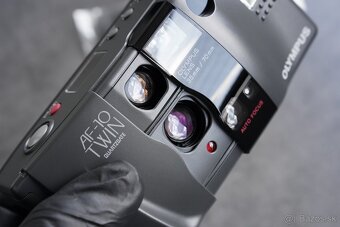 Olympus AF-10 Twin Quartzdate 35mm/70mm (stav noveho) - 11