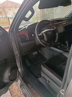 Predám TOYOTA HILUX GR Sport - 11