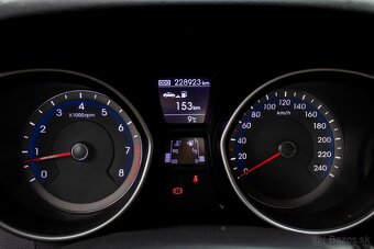 Hyundai i30 1.6i MPI DOHC CVVT Comfort - 11