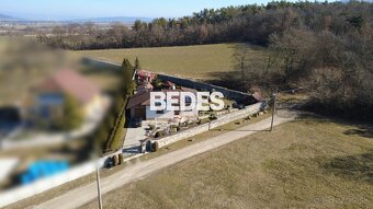 BEDES | Jedinečný rodinný dom v Oslanoch pod lesom - 11