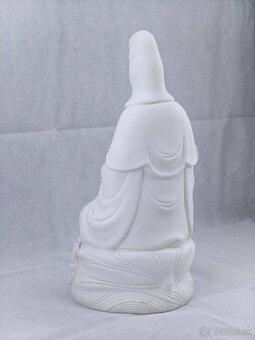 Buddha Guan yin čínskej bódhisattvy súcitu a milosrdenstva - 11