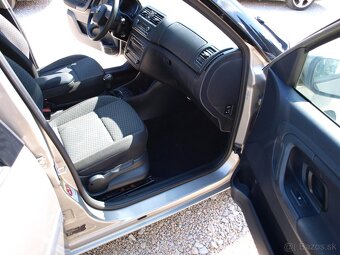 Škoda Roomster 1.2 TSI Comfort - 11