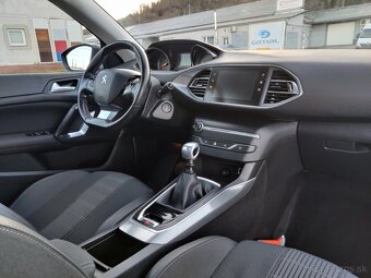 Peugeot 308 - 11