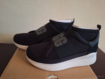 UGG Sneaker Black veľkosť 38 - 11