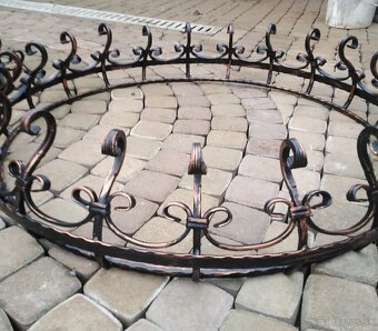 Okrasný poklop na studňu - 11