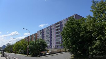 Príjemný 1i. byt 38m, loggia, pivnica, Karloveská ul., 4/7p. - 11
