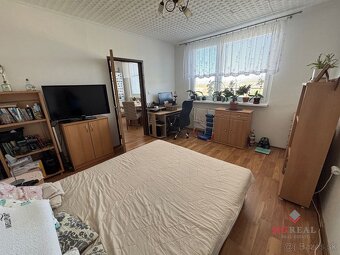 4 izbový byt  s balkónom garážou a záhradkou Urmince/ VYPLAT - 11