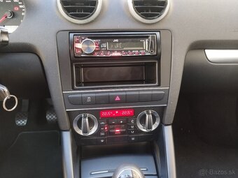 Audi A3 Sportback 1.6 TDI,  Attraction, rok výroby: 2011 - 11