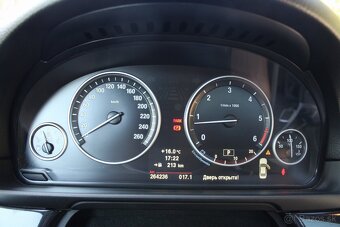 BMW Rad 5 530d xDrive A/T - 11