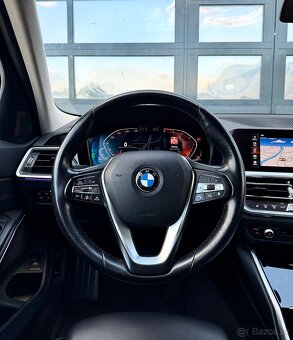 BMW 318d Touring - 11