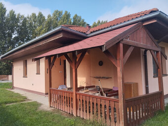 Rodinný dom -úžasné prostredie pri potoku a hrádzi - 11