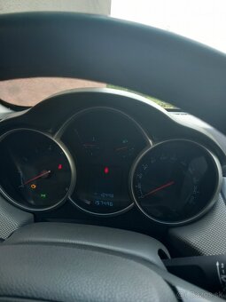 Chevrolet cruz 1,6 2010 - 11