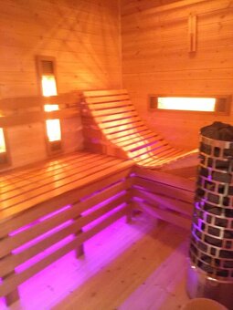 OPRAVA VÍRIVKY A SAUNY - 11