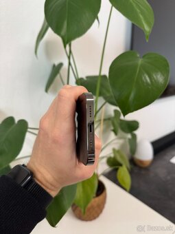 Apple iPhone 13 Pro 256GB Graphite - 11