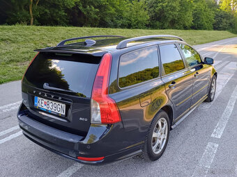 PREDÁM VOLVO V50 R-DESIGN 2.0D 100KW NAJAZDENÉ 172TISÍC KM - 11