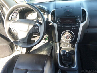 Isuzu DMax Twin turbo 2.5 Tdi 120 kw 2013 - 11