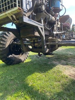 Traktor na podvozku Tatra 805 - 11