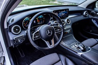 Mercedes-Benz C trieda Sedan 220 d 4MATIC A/T - 11