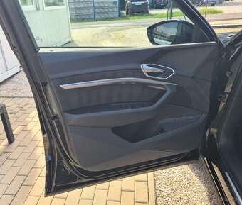 AUDI E-TRON 50 QUATTRO ADVANCED / MOŽNÝ ODPOČET DPH - 11