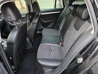Škoda Octavia Combi 2.0 TDI DSG F1 Ambition Navi DVD Orig.KM - 11