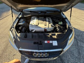 Q7 V8 - 11