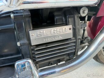 Honda 650GL Silver Wing - 11
