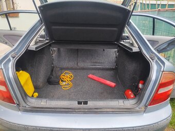 Škoda Octavia 1,4 16v - 11
