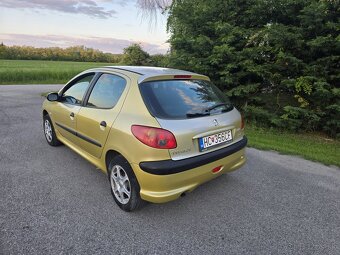Peugeot 206 1.1 44kw rv2003 - 11