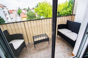 Na prenájom kompletne prerobený 2-izbový byt s balkónom... - 11