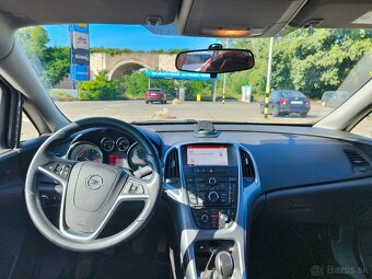 Predám Opel Astra 1.6 CDTI 100kw sedan - 11